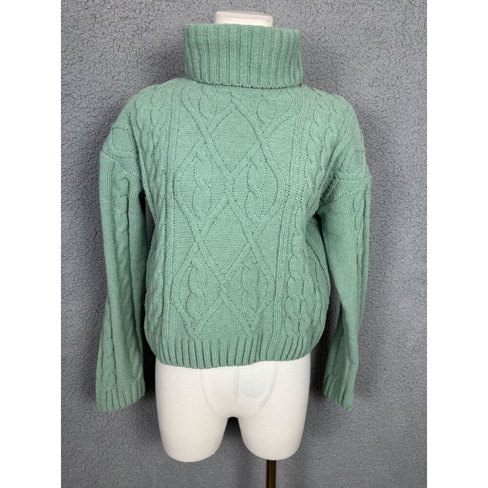 Hippe Rose Juniors' Women's Cropped Cable-Knit Turtleneck Sweater Small NWt's